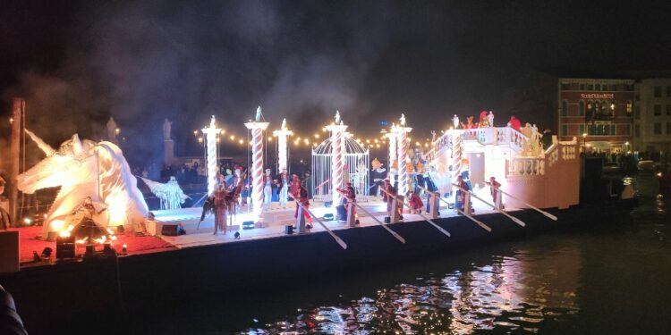 Al via i festeggiamenti con lo spettacolo in Canal Grande