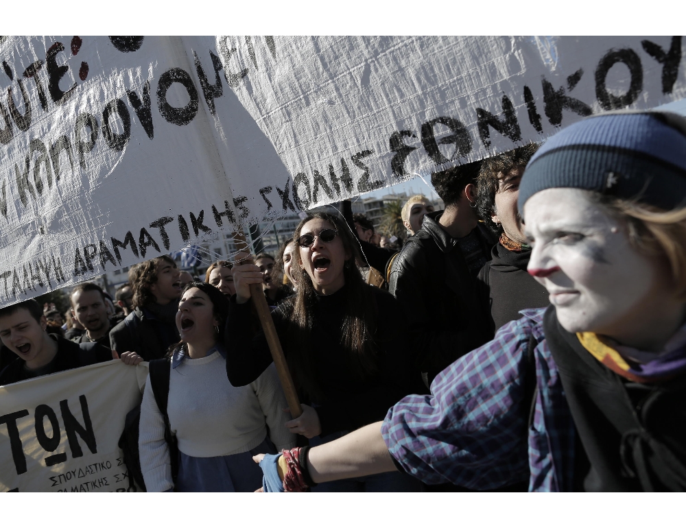 Grecia: artisti in sciopero contro ‘svalutazione’ loro salari