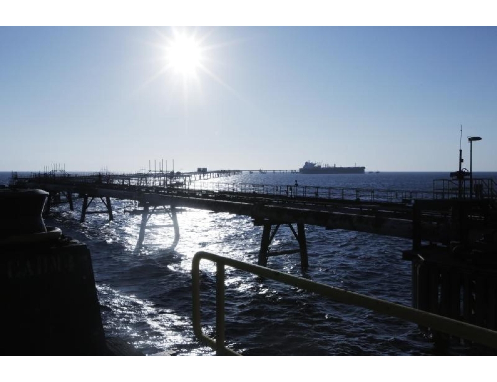 Migranti: finge salvataggio ma era uno scafista, arrestato