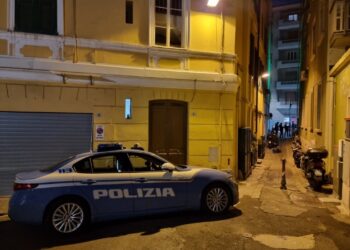 Trovata in una strada non lontano dal teatro Ariston