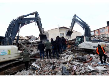 Confermati almeno 12.391 morti