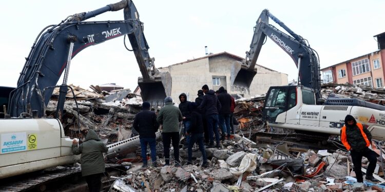 Confermati almeno 12.391 morti