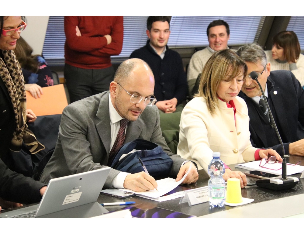 Terremoto:Castelli,ci sono questioni da affrontare in fretta