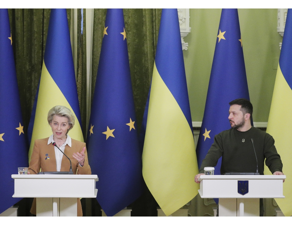 Von der Leyen, presto centro all’Aia per perseguire crimini