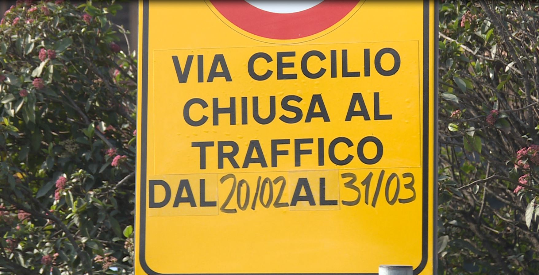 Lavori in via Cecilio e sull’autostrada A9. Cantieri in contemporanea: a marzo è rischio caos viabilità