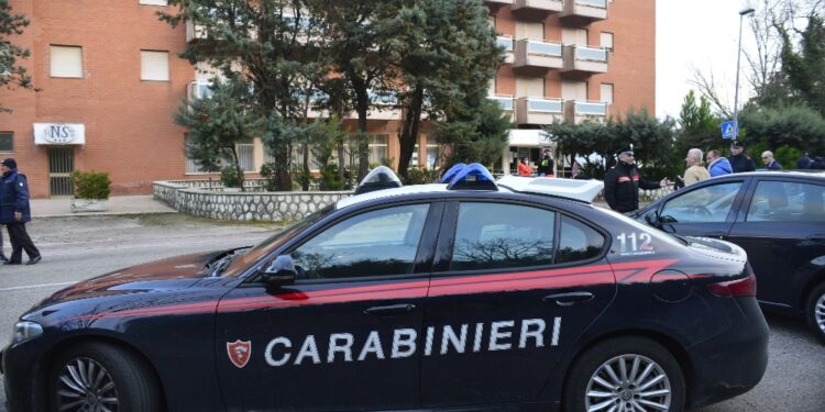 Tra i fermati dai carabinieri anche minorenni