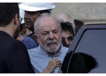 Il presidente non ha viaggiato a Pechino per una polmonite