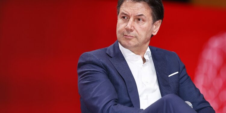 Resteremo al fianco dei professori e degli studenti