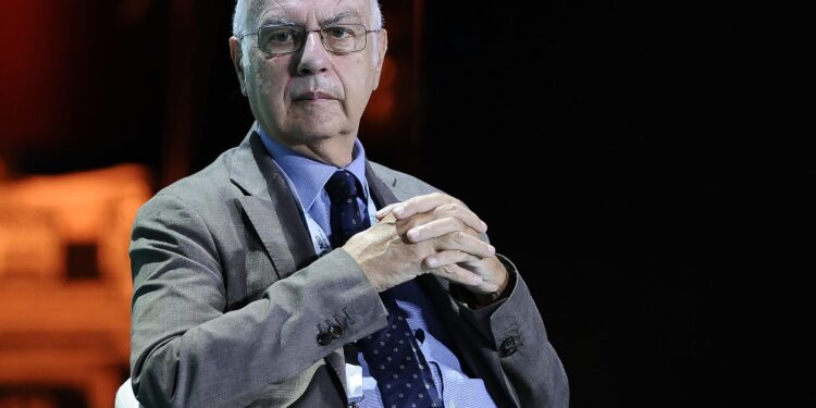 Ex direttore Malattie infettive Iss
