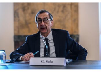 Passa il testo di Renew sostenuto da Sinistra