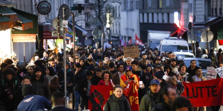 13.000 poliziotti schierati