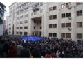 Nella piazza antistante il Parlamento a Tbilisi
