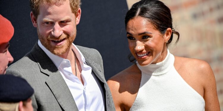 Media: 'Vorrebbero apparire sul balcone di Buckingham Palace'