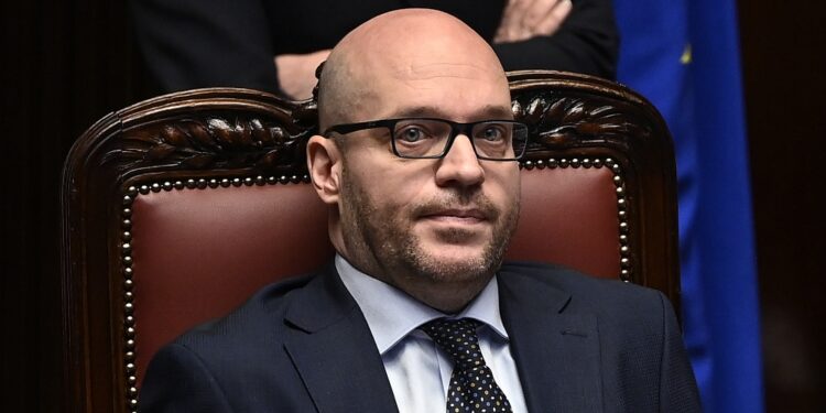 Presidente Camera lo dice parlando con cronisti a Montecitorio