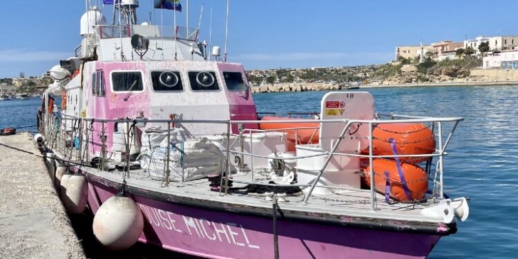 'Dettagli fantasiosi distolgono lo sguardo dai morti in mare'