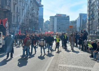 In testa antagonisti della rete antifascista 'Dax resiste'