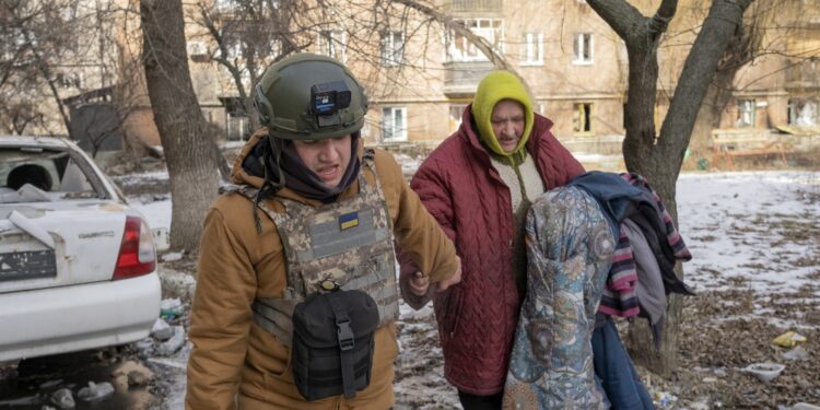 'Decine di migliaia di ucraini resistono accanitamente'