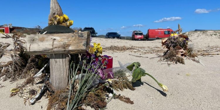 Recuperato da Guardia costiera dopo segnalazione pescatori