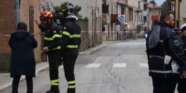 Per la seconda notte quasi 200 persone fuori casa