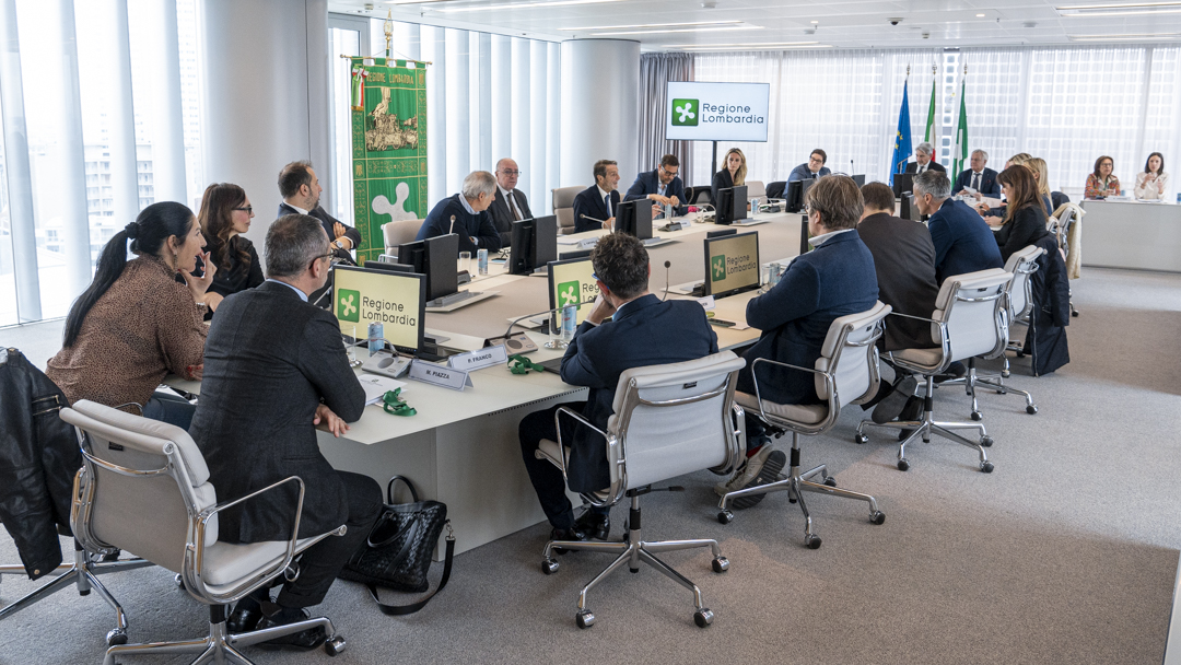 Prima riunione della nuova giunta lombarda