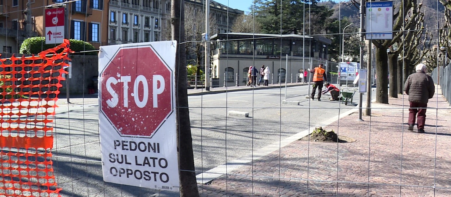 Cantieri e restrizioni, slalom sul lungolago di Como