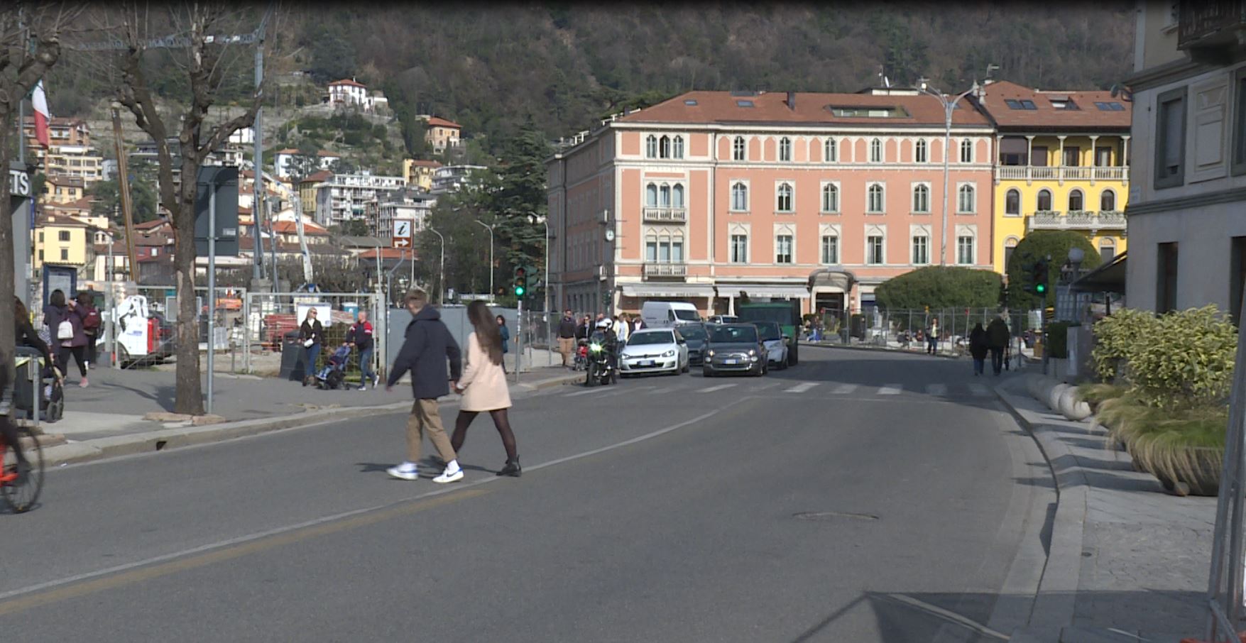 Cantiere delle paratie e limitazioni al traffico. Da lunedì scatta la chiusura delle corsie sul lungolago