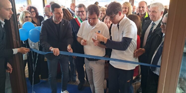 Si chiama Luna Blu e si trova dentro un outlet a Brugnato