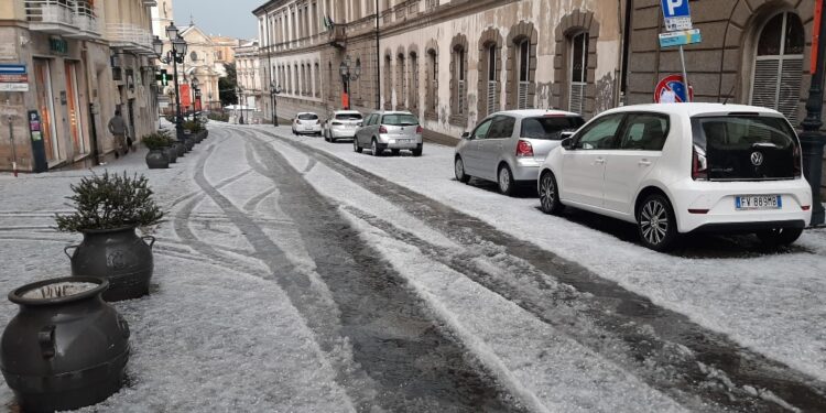 Bikers sorpresi dalla neve al Sassello