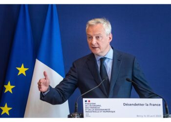 Parigi presenta piano di stabilità finanziaria 2023-2027