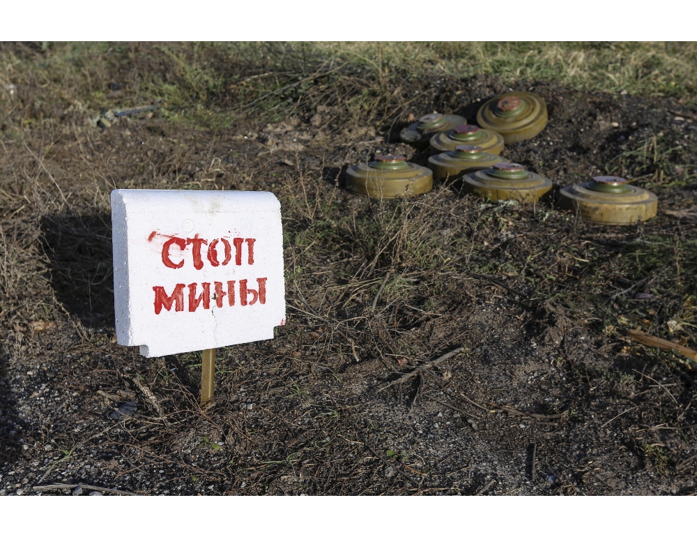 Kiev, servono 37 miliardi di dollari per lo sminamento del Paese