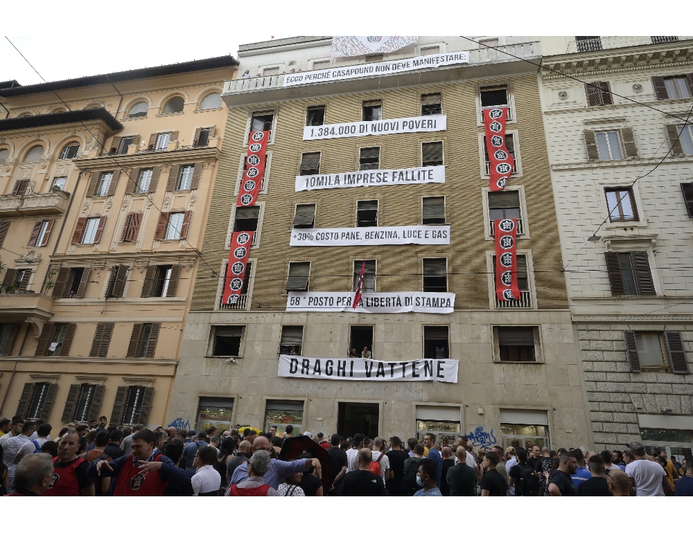 Occupazione Casapound, chieste a Roma 11 condanne