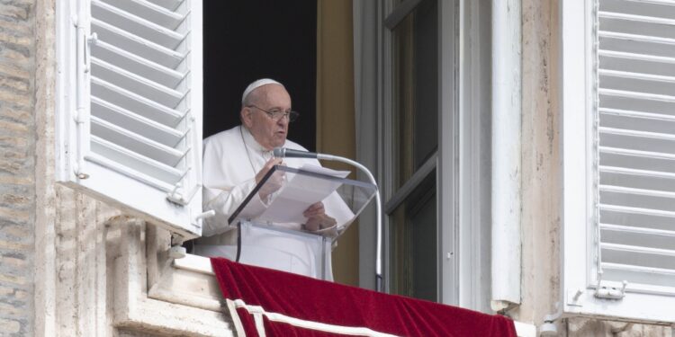 L'appello di Francesco al Regina Coeli