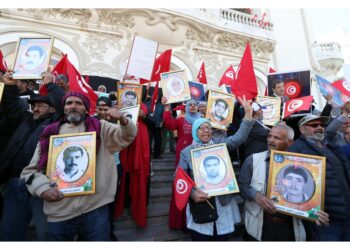 Chiesta la liberazione dei "detenuti politici"