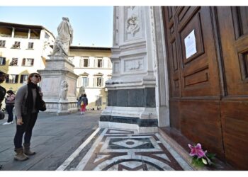 Spagnolo morì colpito dal distacco di un frammento del soffitto