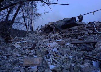 "Bombardamento delle forze di Kiev sul villaggio di Suzemka"