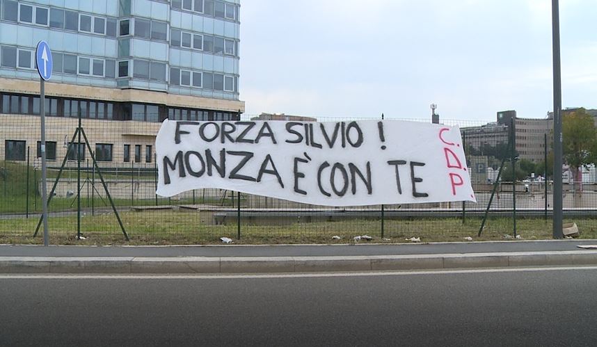 Silvio Berlusconi ricoverato all’ospedale San Raffaele di Milano, oggi le visite di parenti e fedelissimi