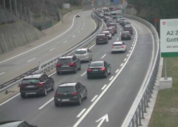 Svizzera, traffico bloccato per il controesodo pasquale