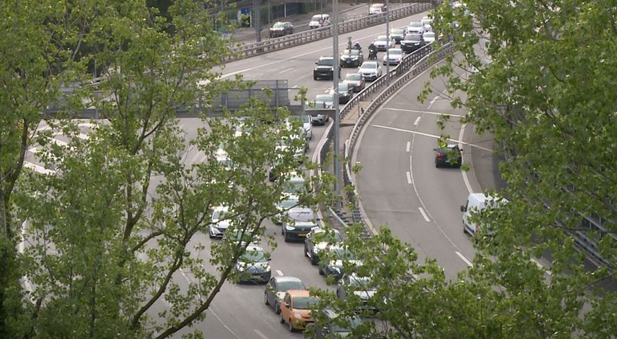 Ponte del 25 aprile, traffico sull’A9 Lainate Como Chiasso in direzione sud