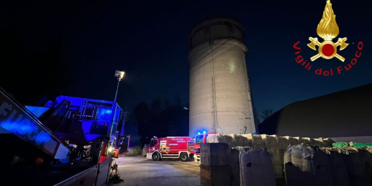 Incendio in una ditta di Merone