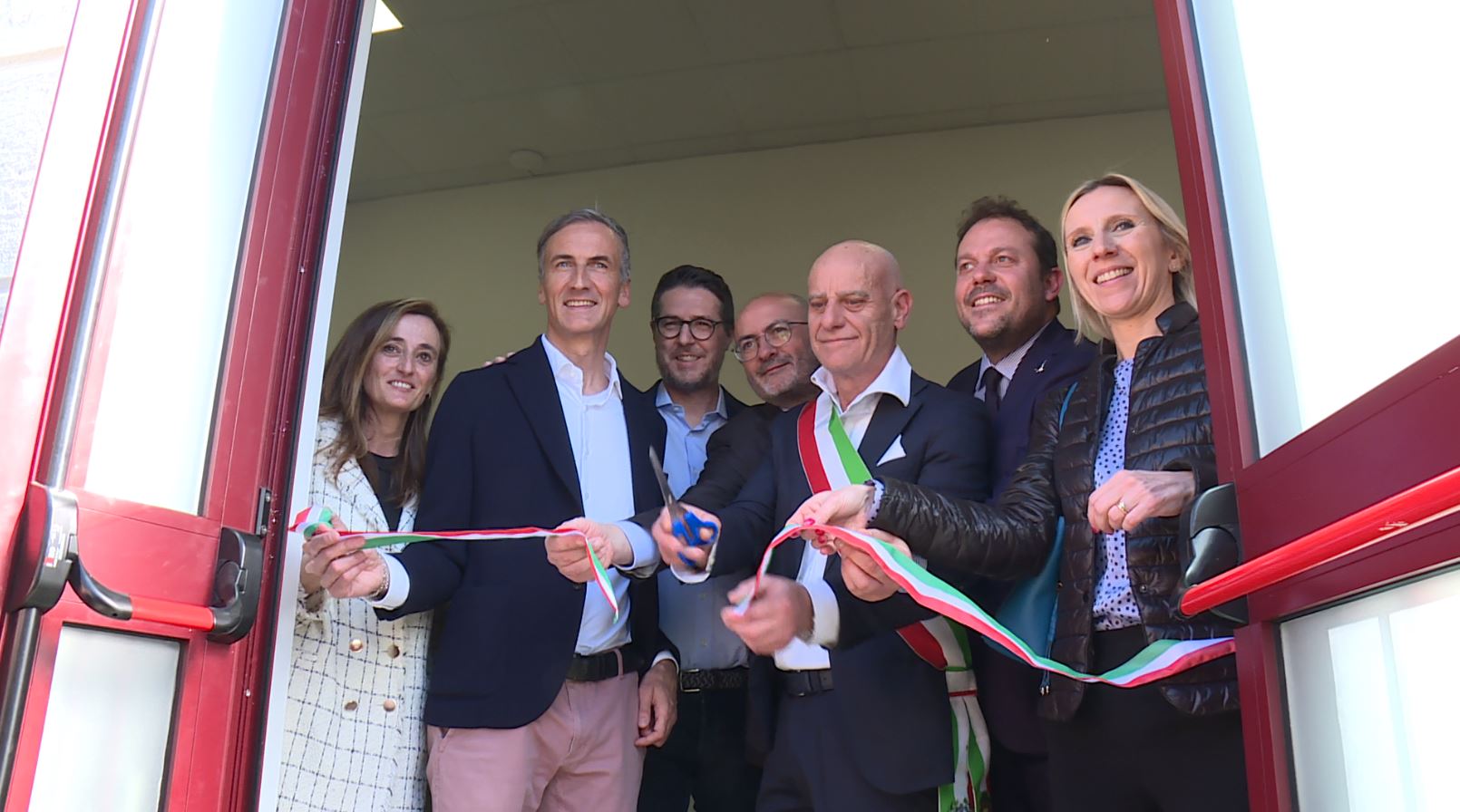 Erba, nuovo ufficio di polizia locale alla stazione: oggi il taglio del nastro