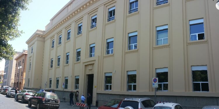 Accusato da Procura di Vibo per fatti antecedenti all'elezione