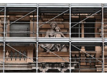 E' estraneo alla materia del decreto sulla PA