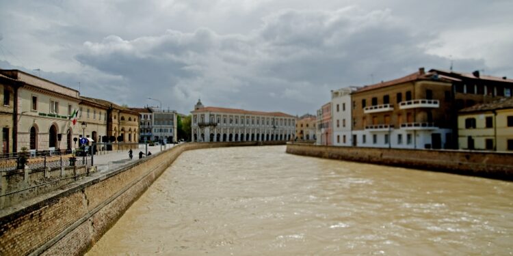 Scene drammatiche come alluvione di settembre.Danni anche da noi