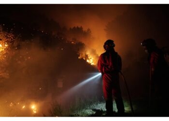 Fiamme fuori controllo