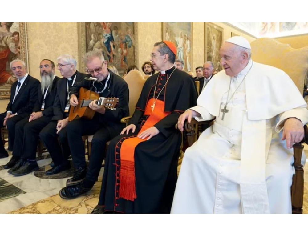 Una canzone contro la guerra per papa Francesco