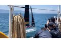 Velisti del team di Coppa America a bordo dello storico veliero