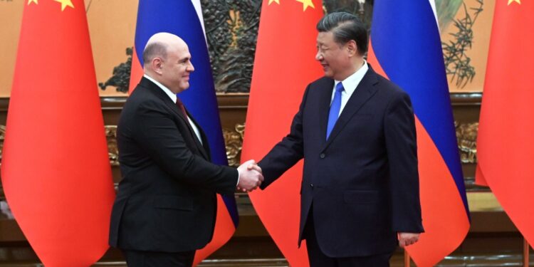 Il presidente cinese ha ricevuto il premier russo Mishustin