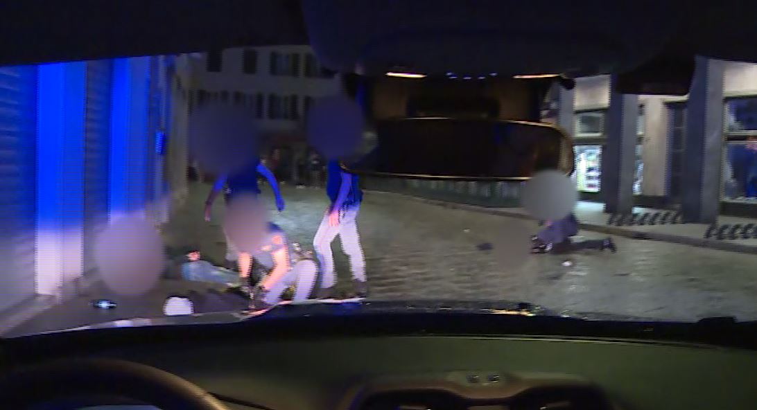 Tentata rapina in centro Como. Le immagini degli arresti della polizia