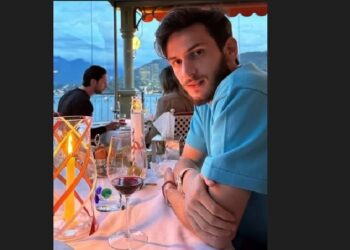 L'attaccante del Napoli sul Lago di Como (foto da Instagram)