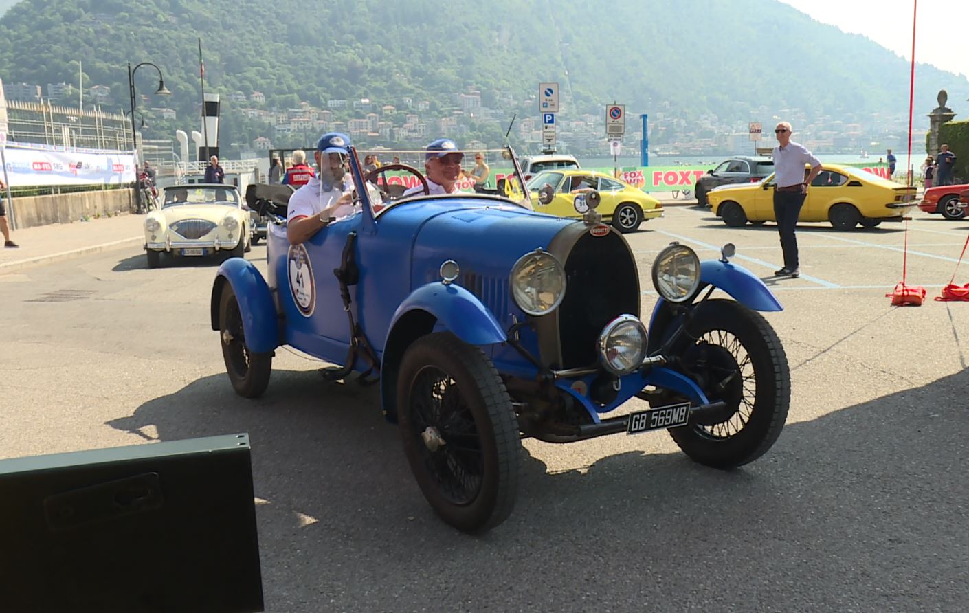 Auto storiche protagoniste della domenica comasca. In città il raduno “Ruote nella Storia” e il “Trofeo Classic”